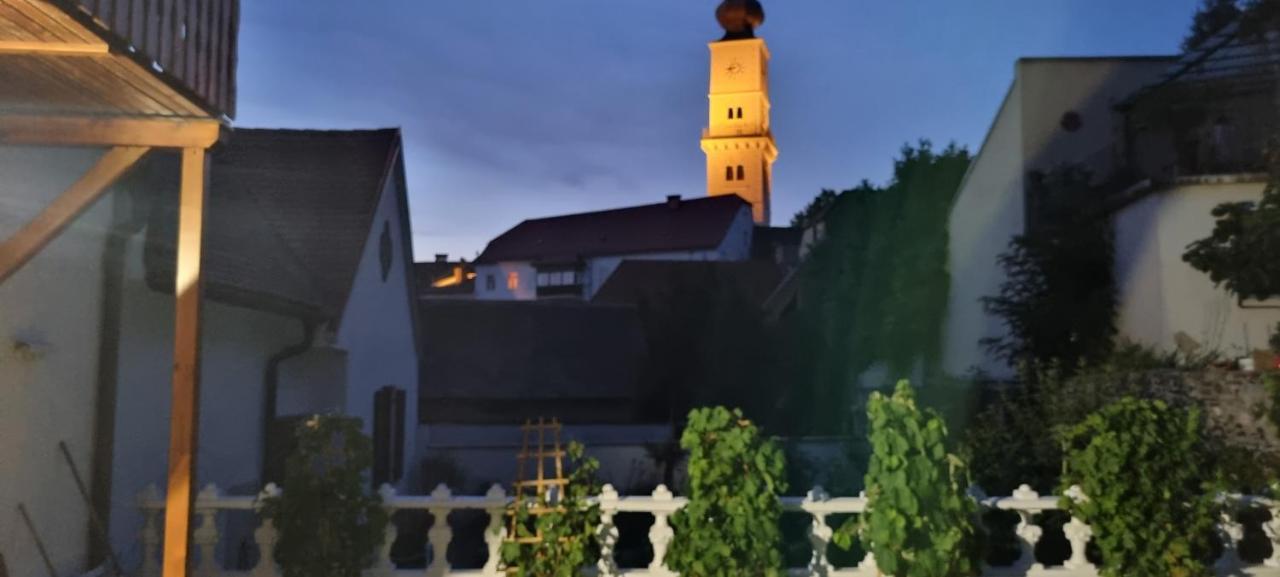 Innenstadtgarten-Wohnung Wolfsberg Bagian luar foto