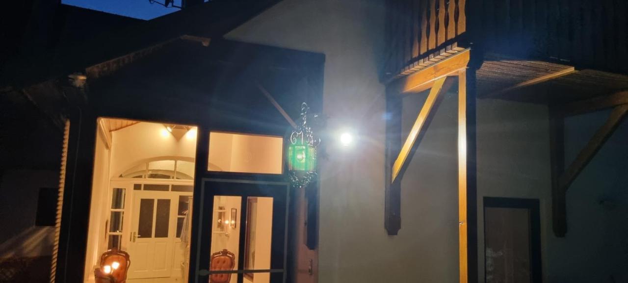 Innenstadtgarten-Wohnung Wolfsberg Bagian luar foto